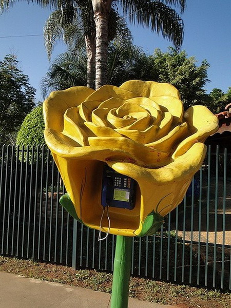 телефон-цветок