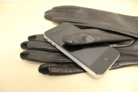 перчатки для iPhone фото
