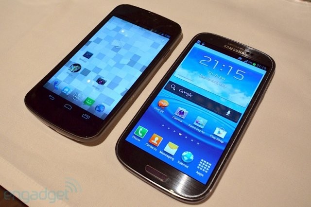 Samsung GALAXY S III _001.jpg