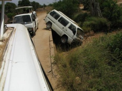 Чем опасны дороги Кении?