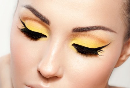 Основные тренды сезона весна-лето 2015: идеальный макияж тенями