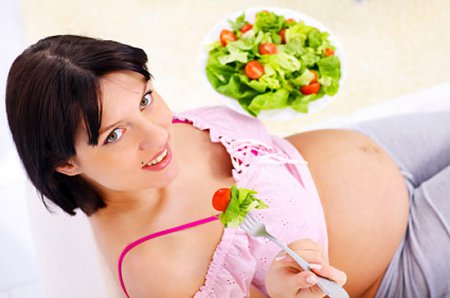Питание при беременности: 10 полезных продуктов и блюд