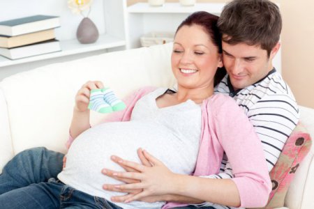 Как возбудить мужа, если ты беременна?