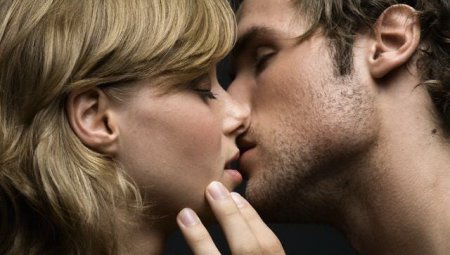 Что касается техники поцелуя по-французски