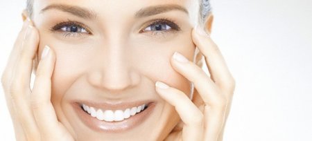 Як провести чистку обличчя в домашніх умовах від вугрів: ТОП-5 порад від дерматологів