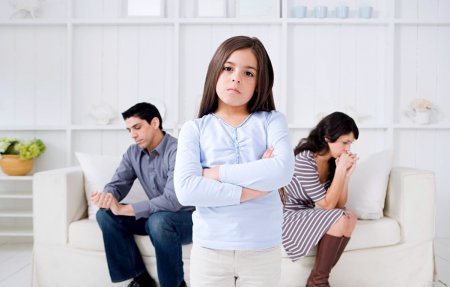 Как объяснить ребенку развод родителей?