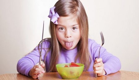 Дитина не їсть, що робити. Поради психолога