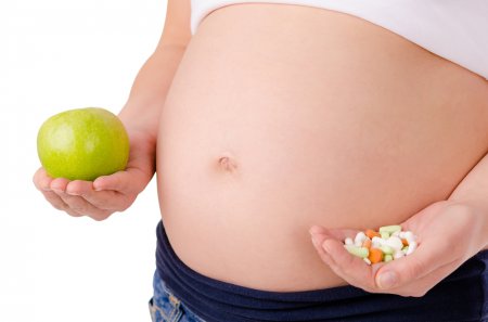 Какие витамины при беременности нужно принимать