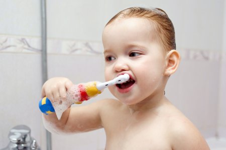 Действующие методы приучения ребенка чистить зубы