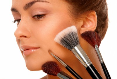 Как делать макияж